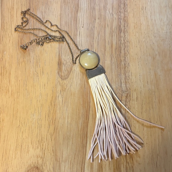 Boho Cream Tassel Pendant Necklace - Picture 1 of 1